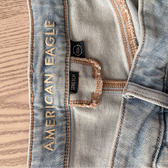 American Eagle Outfitters Light Blue Wide-Leg Jeans - Picture 8 of 9